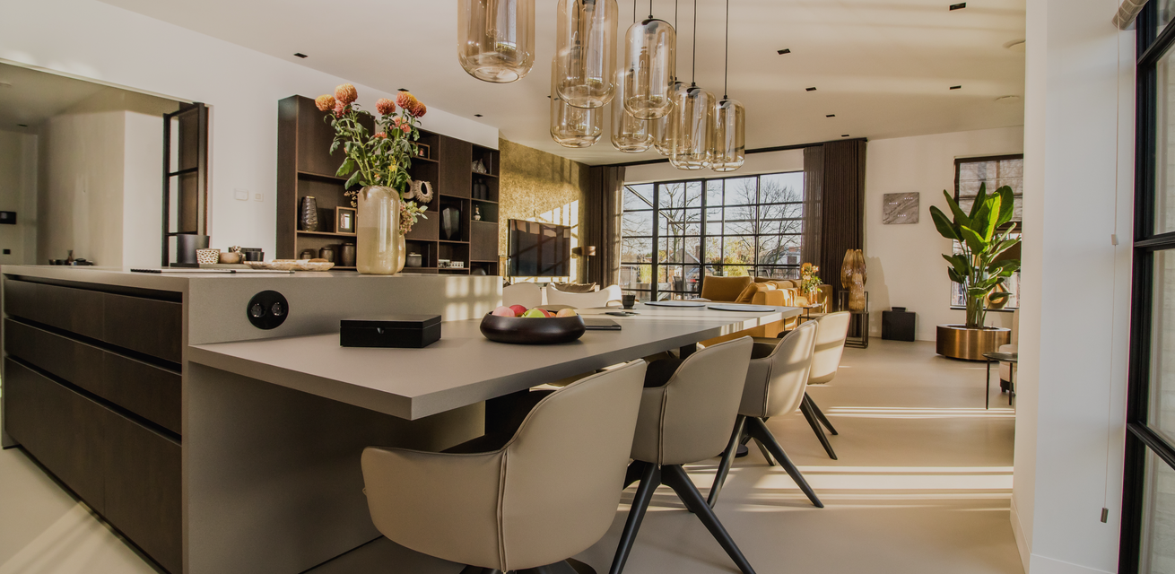 <img src="BB Interior.jpg" alt="Interieuradvies design woonkamer keuken Rotterdam" />